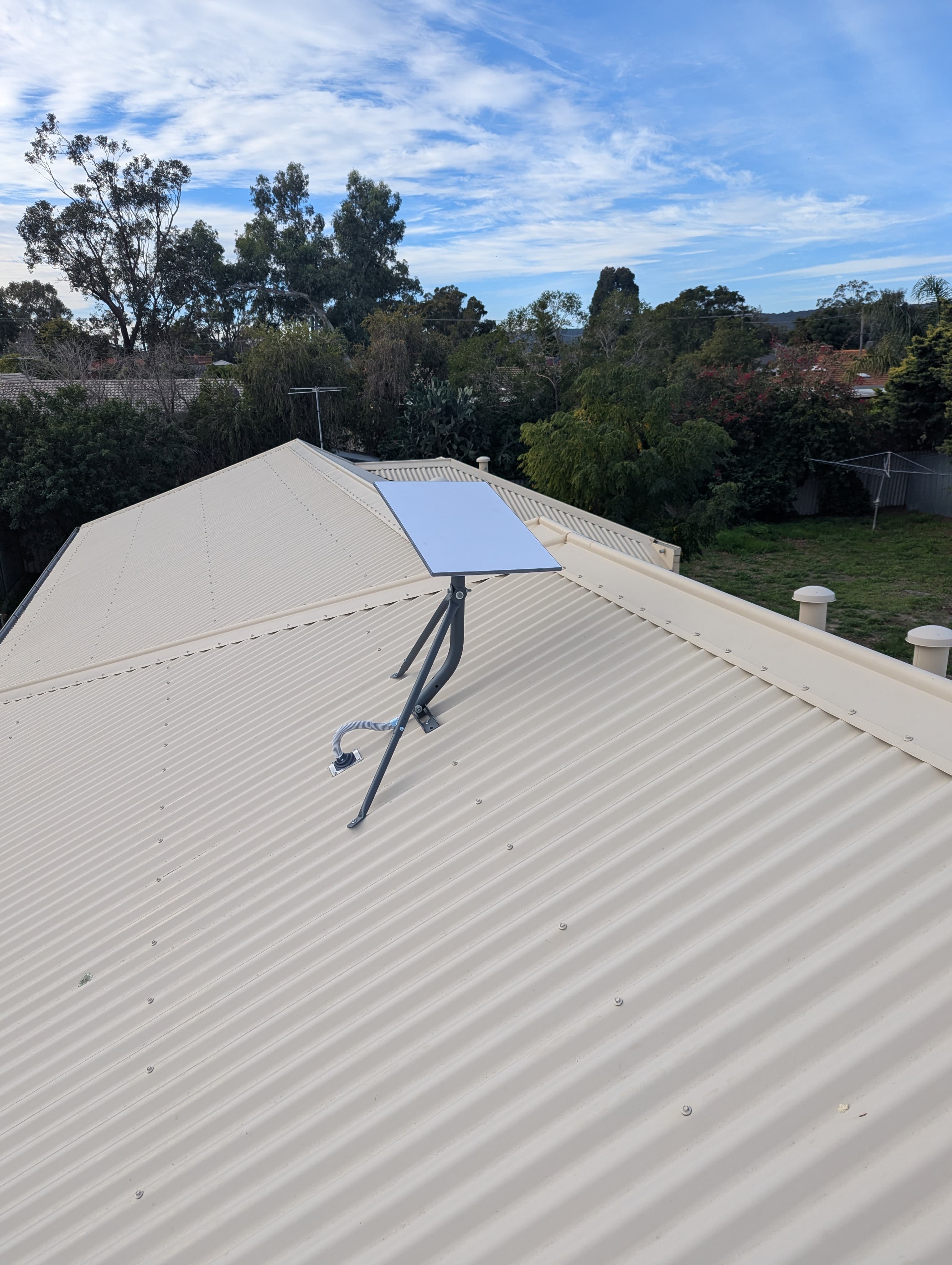 Starlink installation on a residential roof in Camillo